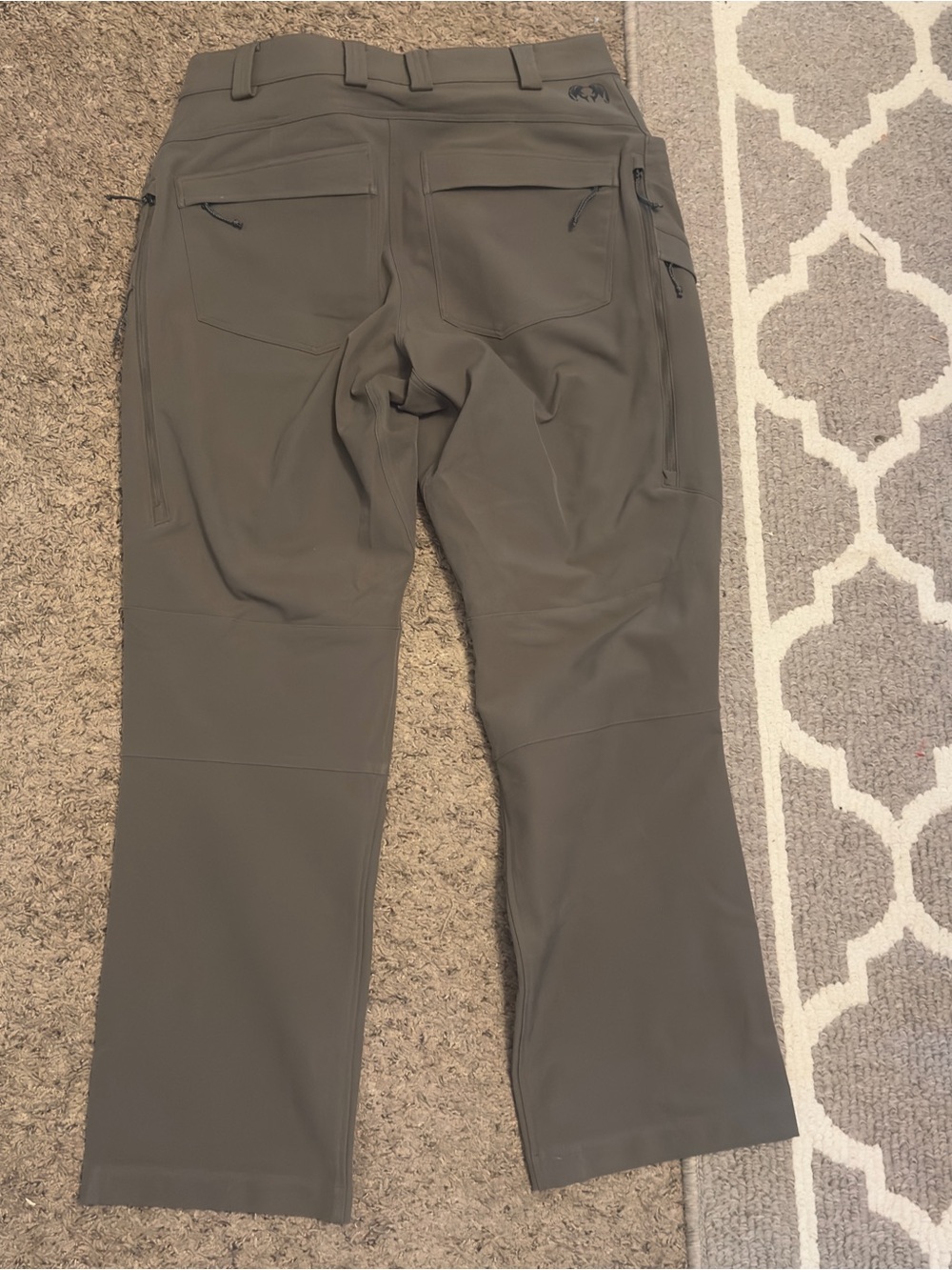 Kuiu Attack SoftShell Pants NWT 36 Short - Picture 5 of 7
